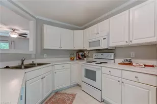 929 Kensal Green Dr, Kernersville, NC 27284 - Photo 10