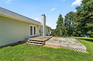 194 Briarcreek Dr, Winston-Salem, NC 27107 - Photo 30