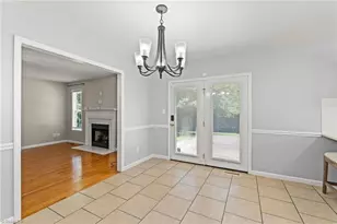 194 Briarcreek Dr, Winston-Salem, NC 27107 - Photo 16