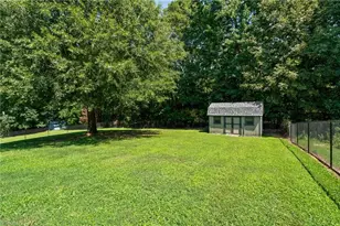 194 Briarcreek Dr, Winston-Salem, NC 27107 - Photo 30