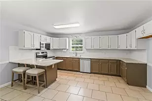194 Briarcreek Dr, Winston-Salem, NC 27107 - Photo 10