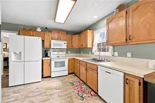 264 Reedy Creek Ct, Lexington, NC 27295 - Photo 8