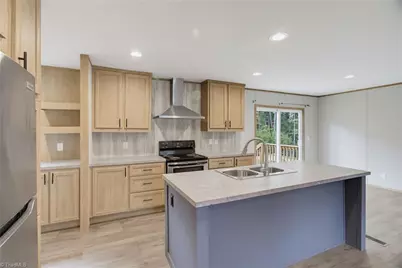188 Plantation Road, Eden, NC 27288 - Photo 14