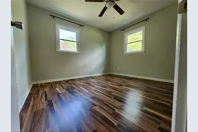 1801 Glenside Drive, Greensboro, NC 27405 - Photo 10