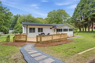 1301 Watson Ave, Winston-Salem, NC 27103 - Photo 2