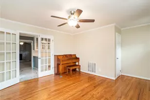 2231 Lacy St, Burlington, NC 27215 - Photo 4