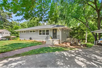 119 Azalea Circle, Burlington, NC 27215 - Photo 2