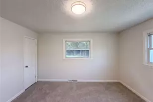 169 Bedford Dr, Lexington, NC 27295 - Photo 10