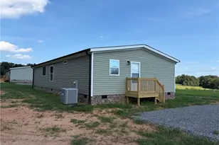 105 Luffman Rd, Ronda, NC 28670 - Photo 2