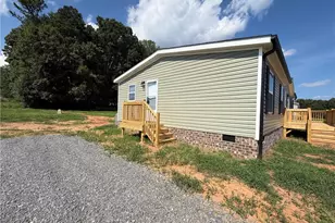 105 Luffman Rd, Ronda, NC 28670 - Photo 18