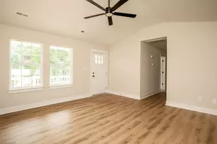 212 Koontz Ave, Thomasville, NC 27360 - Photo 2