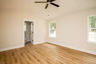 212 Koontz Ave, Thomasville, NC 27360 - Photo 8