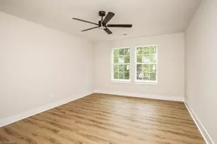 214 Koontz Ave, Thomasville, NC 27360 - Photo 8