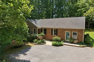 804 Salem Ct, Asheboro, NC 27205 - Photo 4