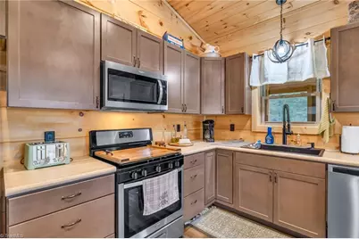 17036 Nc Highway 88 W, Creston, NC 28615 - Photo 14