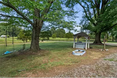 1124 Peabody Road, Colfax, NC 27235 - Photo 34