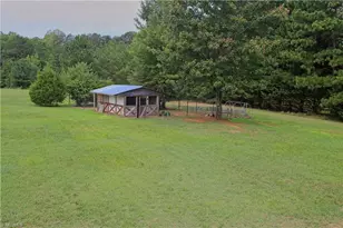 164 Meadow Branch Rd, Reidsville, NC 27320 - Photo 32