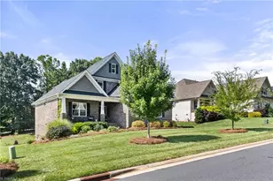 2748 Bartlett Ln, Clemmons, NC 27012 - Photo 4