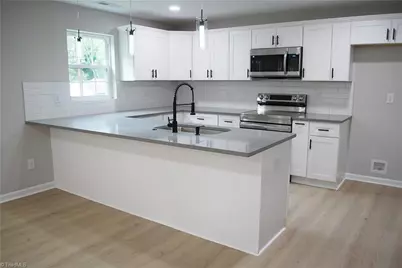 421 Webb Street, Mebane, NC 27302 - Photo 2
