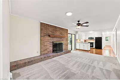 3822 Quail Run Lane, Burlington, NC 27215 - Photo 10