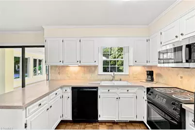 3822 Quail Run Lane, Burlington, NC 27215 - Photo 6