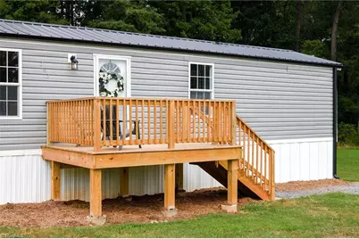 262 Glendale Avenue, Thomasville, NC 27360 - Photo 2
