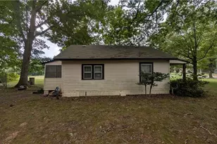 4323 Holly Spring Rd, Ramseur, NC 27316 - Photo 4