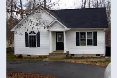 2864 Maple Avenue, Burlington, NC 27215 - Photo 1