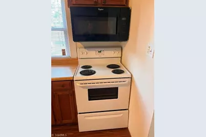 300 Ward Street, Graham, NC 27253 - Photo 12
