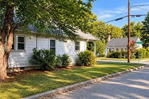 300 Ward St, Graham, NC 27253 - Photo 2