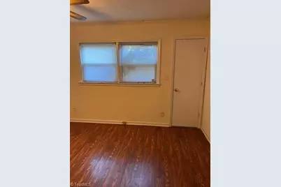 300 Ward Street, Graham, NC 27253 - Photo 28