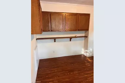 300 Ward Street, Graham, NC 27253 - Photo 8