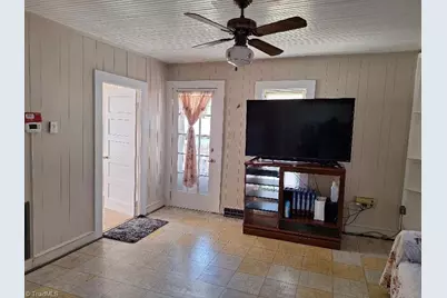 140 Bay Street, Rural Hall, NC 27045 - Photo 4