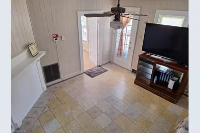 140 Bay Street, Rural Hall, NC 27045 - Photo 8