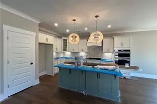 191 Grn Frst Ct, Winston-Salem, NC 27107 - Photo 2