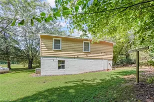 1738 Kivett Council Rd, Liberty, NC 27298 - Photo 10