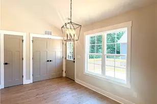 825 Hardison St, Mocksville, NC 27028 - Photo 6