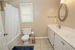 7007 Taunton Dr, Greensboro, NC 27410 - Photo 10