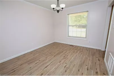 7007 Taunton Drive, Greensboro, NC 27410 - Photo 4