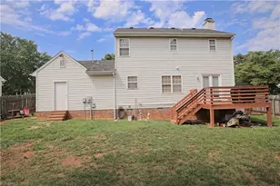 7007 Taunton Dr, Greensboro, NC 27410 - Photo 18