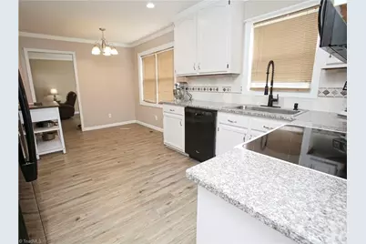 7007 Taunton Drive, Greensboro, NC 27410 - Photo 8