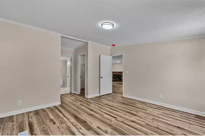 5503 Bridgeview Drive, Greensboro, NC 27406 - Photo 16