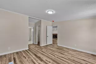 5503 Bridgeview Dr, Greensboro, NC 27406 - Photo 16