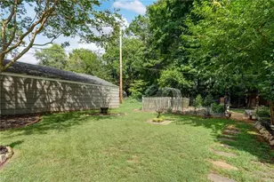 2312 Markland Dr, Greensboro, NC 27408 - Photo 26