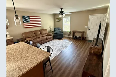 104 E Gene Hairston Street, Madison, NC 27025 - Photo 6