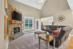 8915 Grv Pk Dr, Oak Ridge, NC 27310 - Photo 8