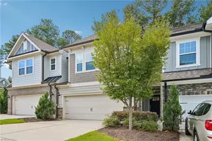 605 Newlyn Dr, Raleigh, NC 27606 - Photo 4