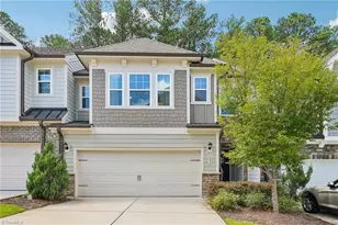 605 Newlyn Dr, Raleigh, NC 27606 - Photo 2