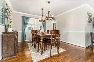 4906 Starmount Dr, Greensboro, NC 27410 - Photo 6