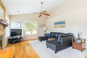 4900 Tamaron Dr, Greensboro, NC 27410 - Photo 16